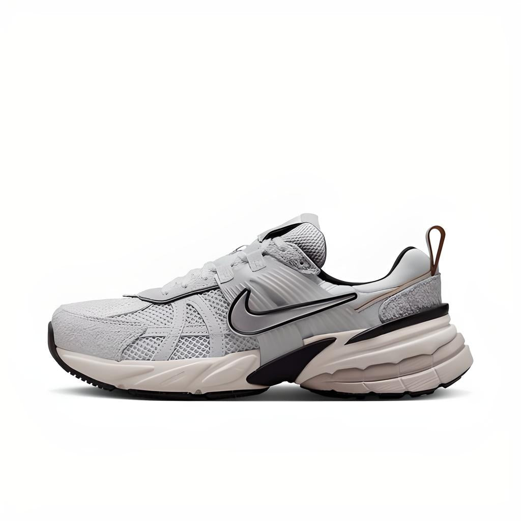 Nike V2K Run - Yuko Sports