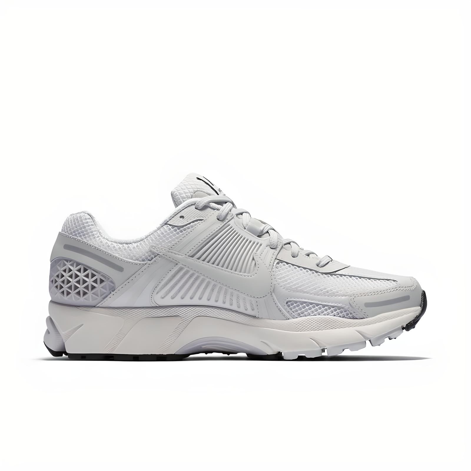 Nike Zoom Vomero 5 - Yuko Sports